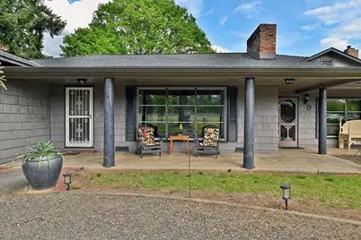 895 Casino Road, Medford, OR 97501 - Photo 8