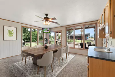 895 Casino Road, Medford, OR 97501 - Photo 16