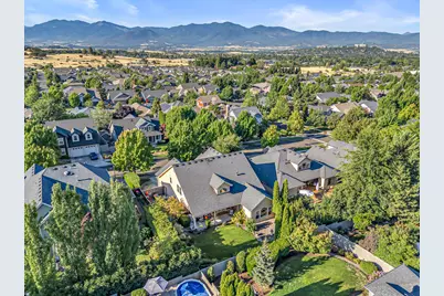 3909 Crystal Springs Drive, Medford, OR 97504 - Photo 54