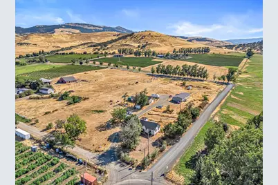 1330 N Mountain Avenue, Ashland, OR 97520 - Photo 42