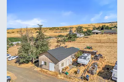 1330 N Mountain Avenue, Ashland, OR 97520 - Photo 48