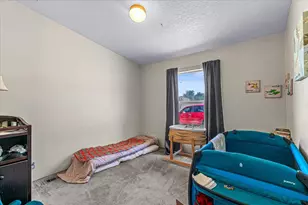 1330 N Mountain Ave, Ashland, OR 97520 - Photo 22