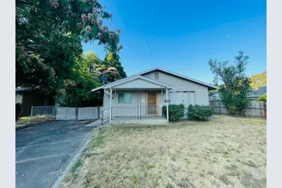 208 W Main Street, Rogue River, OR 97537 - Photo 1