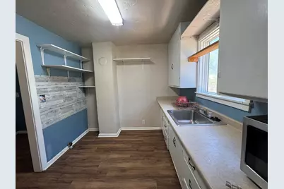 801 Grant Avenue, Medford, OR 97501 - Photo 8