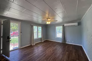 801 Grant Ave, Medford, OR 97501 - Photo 4