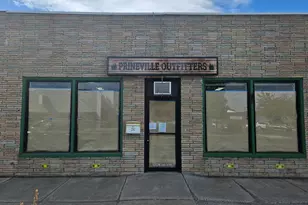 250 NE 3rd St, Prineville, OR 97754 - Photo 2