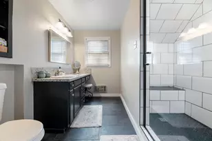 6324 E Evans Creek Rd, Rogue River, OR 97537 - Photo 12