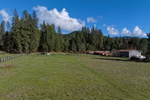 6324 E Evans Creek Rd, Rogue River, OR 97537 - Photo 28