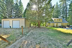 6324 E Evans Creek Rd, Rogue River, OR 97537 - Photo 18