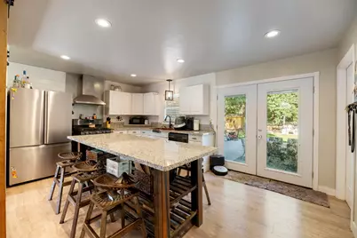 6324 E Evans Creek Road, Rogue River, OR 97537 - Photo 8