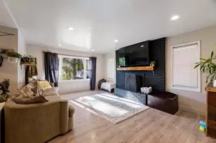 6324 E Evans Creek Rd, Rogue River, OR 97537 - Photo 8