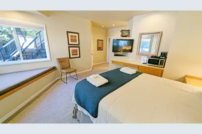 19717 SW Mt Bachelor Drive #328C, Bend, OR 97702 - Photo 8