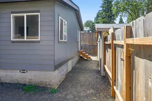 449 Fee St, Butte Falls, OR 97522 - Photo 28