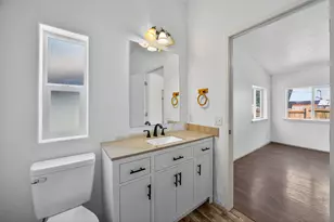 449 Fee St, Butte Falls, OR 97522 - Photo 20