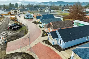 219 New Spirit Way, Medford, OR 97501 - Photo 16