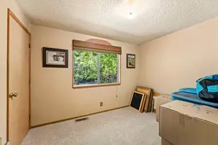 390 Trollview Rd, Grants Pass, OR 97527 - Photo 14