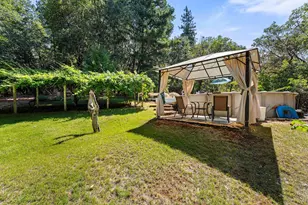 390 Trollview Rd, Grants Pass, OR 97527 - Photo 38