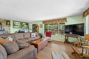 390 Trollview Rd, Grants Pass, OR 97527 - Photo 4