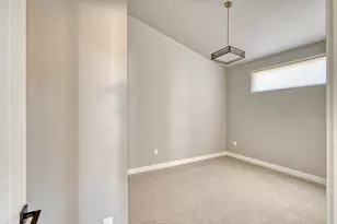 914 NW 19th St, Redmond, OR 97756 - Photo 18