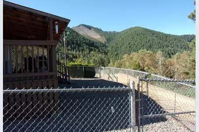 375 Jordan Creek Road, Riddle, OR 97469 - Photo 8