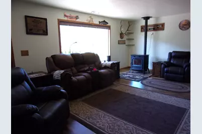 375 Jordan Creek Road, Riddle, OR 97469 - Photo 16