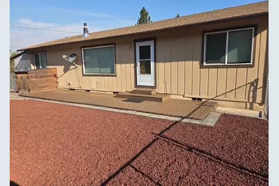 375 Jordan Creek Road, Riddle, OR 97469 - Photo 2