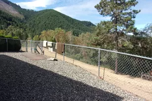 375 Jordan Creek Rd, Riddle, OR 97469 - Photo 8