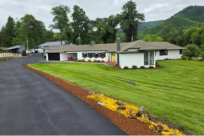 4340 State Hwy 38, Drain, OR 97435 - Photo 4