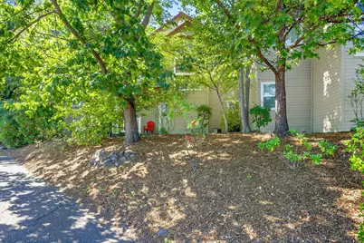 2130 Siskiyou Boulevard, Ashland, OR 97520 - Photo 36