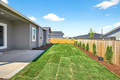 3727 Carlin Drive, Medford, OR 97504 - Photo 4