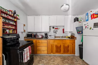 214 N Peach Street, Medford, OR 97501 - Photo 8