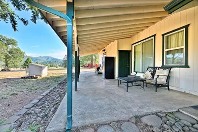 4240 Lake Shore Drive, Selma, OR 97538 - Photo 14