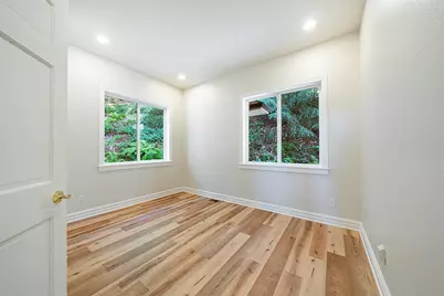 855 Wells Fargo Loop, Jacksonville, OR 97530 - Photo 52