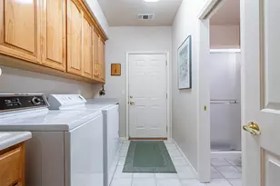 250 Briarwood Ln, Medford, OR 97504 - Photo 30