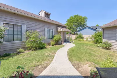 2769 Stonebrook Drive, Medford, OR 97504 - Photo 4