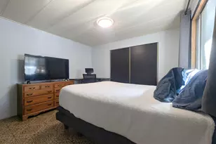 61040 S Queens Dr, Bend, OR 97702 - Photo 18