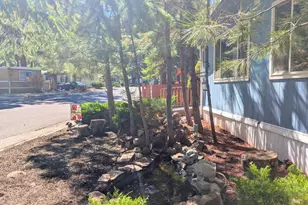 61040 S Queens Dr, Bend, OR 97702 - Photo 28