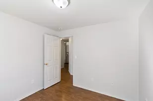 2756 NE Rainier Dr, Bend, OR 97701 - Photo 16