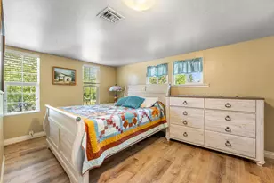 416 NW Pleasant View Dr, Grants Pass, OR 97526 - Photo 22