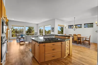 2582 NW 1st Street, Bend, OR 97703 - Photo 14