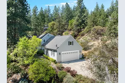 769 Lisa Lane, Ashland, OR 97520 - Photo 2