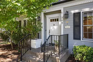 769 Lisa Ln, Ashland, OR 97520 - Photo 4