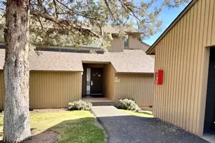 1978 Redtail Hawk Dr, Redmond, OR 97756 - Photo 2