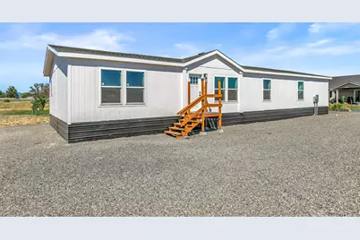 1182 E Justice Road, Central Point, OR 97502 - Photo 1