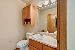 949 Golden Aspen Pl, Ashland, OR 97520 - Photo 8