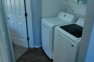 21072 NE High Desert Ln, Bend, OR 97701 - Photo 8