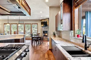 1025 Echo Dr, Roseburg, OR 97470 - Photo 14