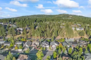 2424 NW Summerhill Dr, Bend, OR 97703 - Photo 42