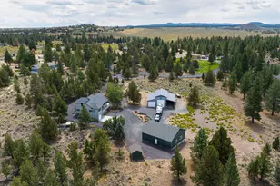 22310 Sweetgrass Dr, Bend, OR 97702 - Photo 82