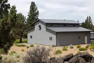 22310 Sweetgrass Dr, Bend, OR 97702 - Photo 14